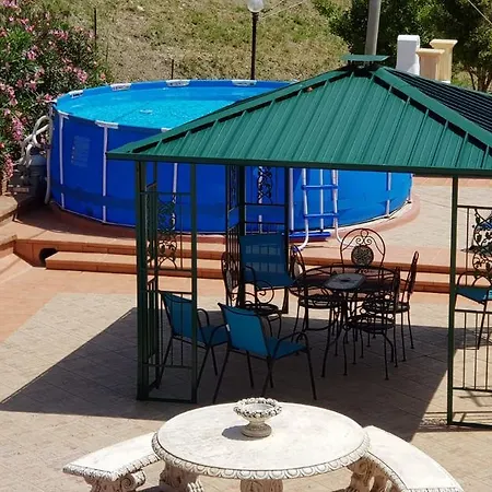 - Da Pietro - Bed & Breakfast Enna