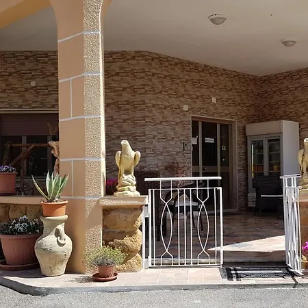 - Da Pietro - 3* Enna