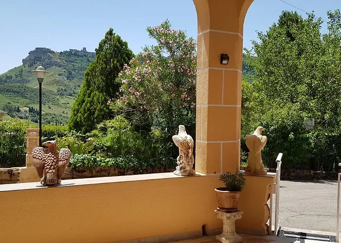 住宿加早餐酒店 - Da Pietro - 恩纳