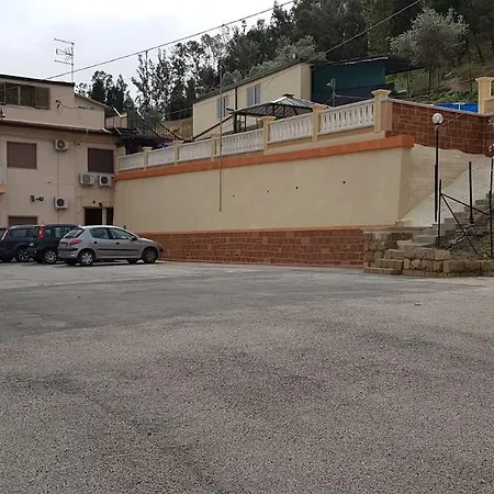 - Da Pietro - 3* אנה