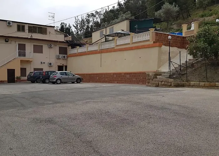 - Da Pietro - 3* אנה