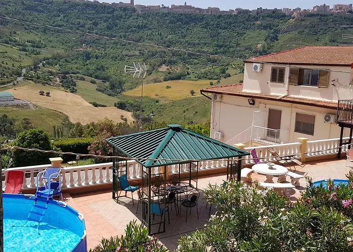 - Da Pietro - 3* אנה